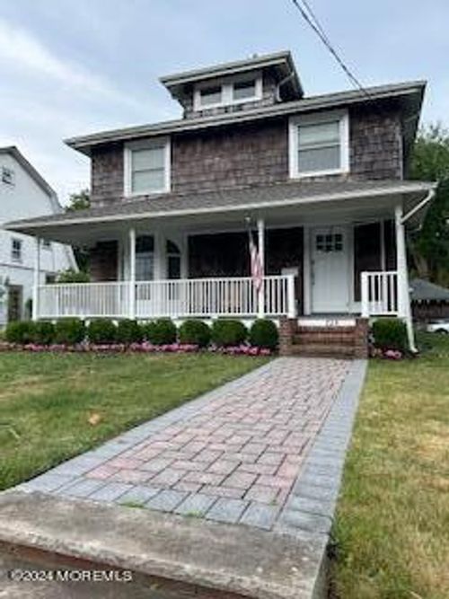 724 Westwood Ave, Long Branch, NJ, 07740-5011 | Card Image