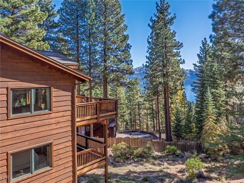 565 Alden Ln, Incline Village, NV, 89451-8333 | Card Image