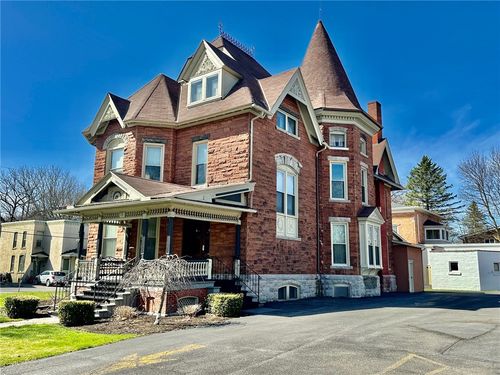 75 E Genesee St, Auburn, NY, 13021-4031 | Card Image