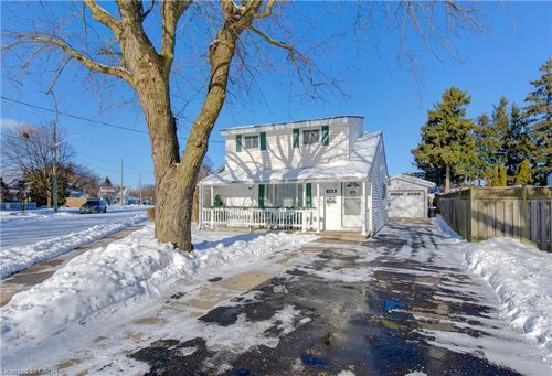 149 Durham Ave, Cambridge, ON, N3H4J1 | Card Image