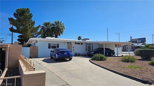 1516 San Pedro Ave, Las Vegas, NV, 89104-3534 | Card Image
