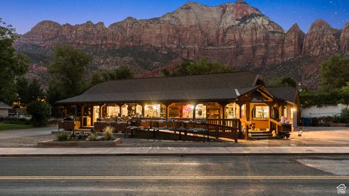 694 Zion Park Blvd, Springdale, UT, 84767-7790 | Card Image