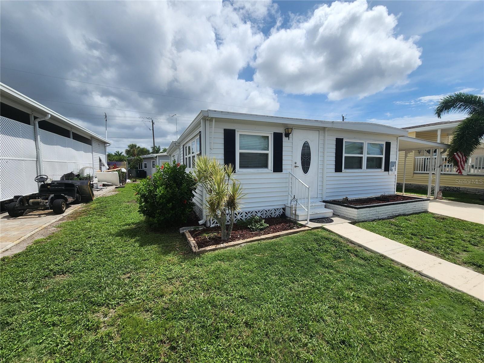 Residential in PALMETTO 3