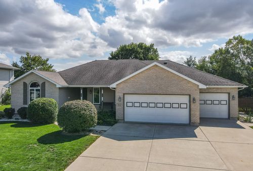 304 Andrea Dr, Manhattan, IL, 60442-9293 | Card Image