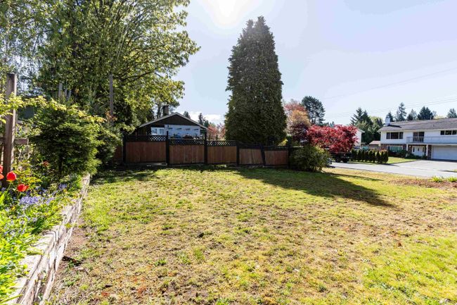 21671 Donovan Avenue, House other with 5 bedrooms, 2 bathrooms and 4 parking in Maple Ridge BC | Image 31