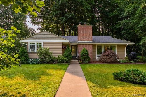 4715 Clark St, Hamburg, NY, 14075-3905 | Card Image