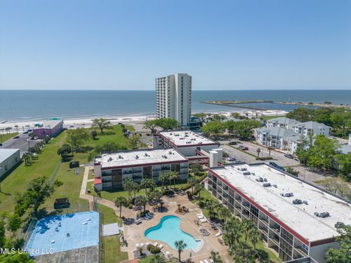 apt-a325-2046 Beach Blvd, Biloxi, MS, 39531-5130 | Card Image