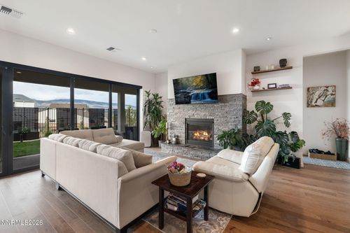 15025 Iron River Dr, Reno, NV, 89521-8384 | Card Image