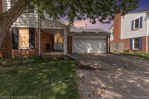 20643 Danbury Ln, Harper Woods, MI, 48225-1155 | Card Image