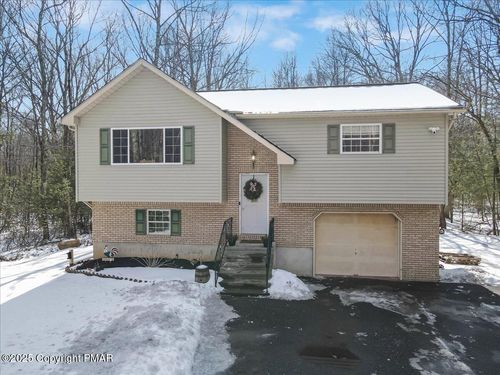 237 Hawthorn Ln, Kunkletown, PA, 18058-8063 | Card Image