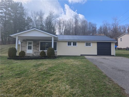 71598 Sunny Acres Dr, Martins Ferry, OH, 43935-2318 | Card Image
