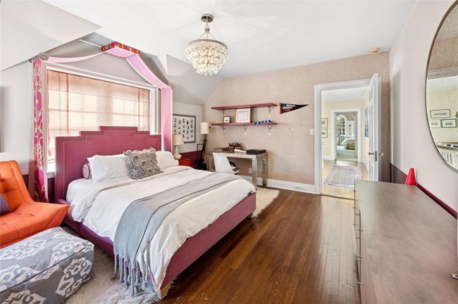 Alternate view of the fifth bedroom | Image 32