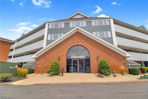407w-1909 E Harbor Road, Port Clinton, OH, 43452 | Card Image