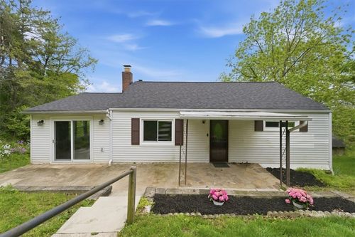 119 Planet Way, Mc Kees Rocks, PA, 15136-1407 | Card Image