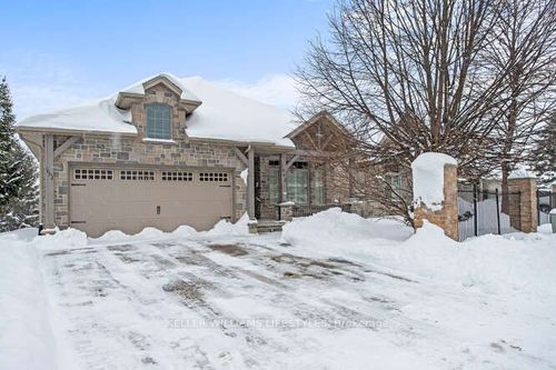 {{alt}} | Card Image