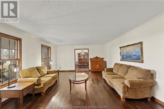 7819 Rivard Line, House other with 5 bedrooms, 4 bathrooms and null parking in Grande Pointe ON | Image 12