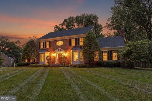 1 Lakecrest Ct, TOWSON, MD, 21286-1542 | Card Image