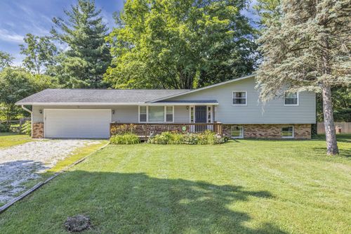 281 Middle Ground Rd Sw, Pataskala, OH, 43062-8551 | Card Image