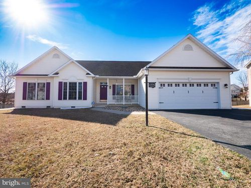 1225 Brown Rd, MARTINSBURG, WV, 25404-7590 | Card Image