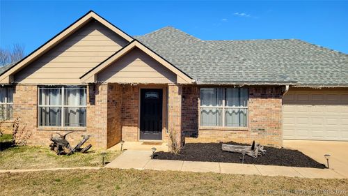 13518 County Road 1552, Ada, OK, 74820-0989 | Card Image