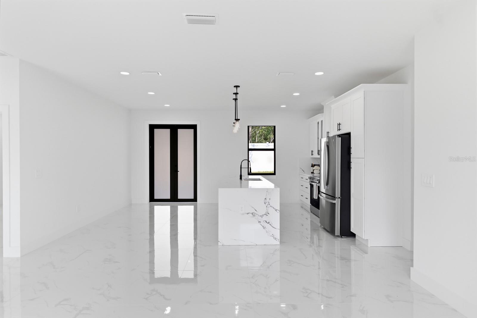 Residential in BROOKSVILLE 4