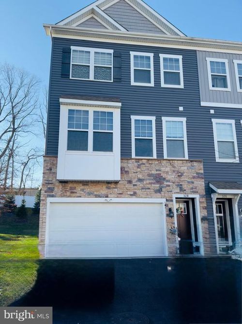 328 Dawson Pl, DOWNINGTOWN, PA, 19335-1458 | Card Image