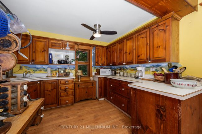 836100 4 Th Line E, House other with 3 bedrooms, 2 bathrooms and 20 parking in Mulmur ON | Image 11