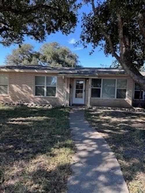 529 Frances Street, Kingsville, TX, 78363 | Card Image