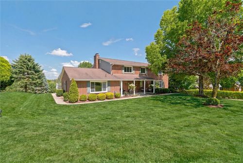 216 Mccartney Dr, Coraopolis, PA, 15108-2934 | Card Image