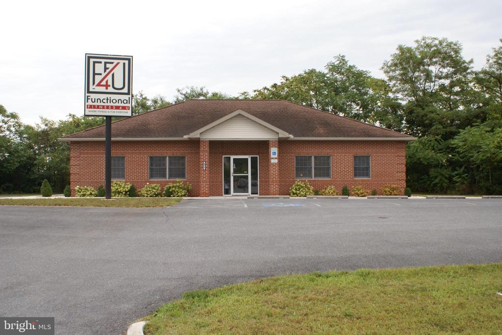 873 Lincoln Way W, Chambersburg, PA 17202