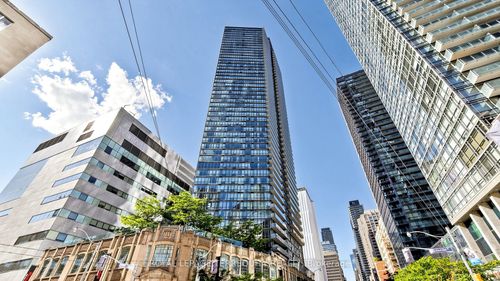 2710-832 Bay St, Toronto, ON, M5S1Z6 | Card Image