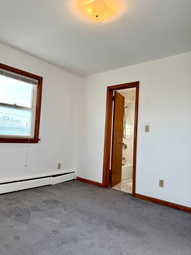 APT-2 - 10 Fairview Ave, Home with 1 bedrooms, 1 bathrooms and 1 parking in Norwalk CT | Image 9