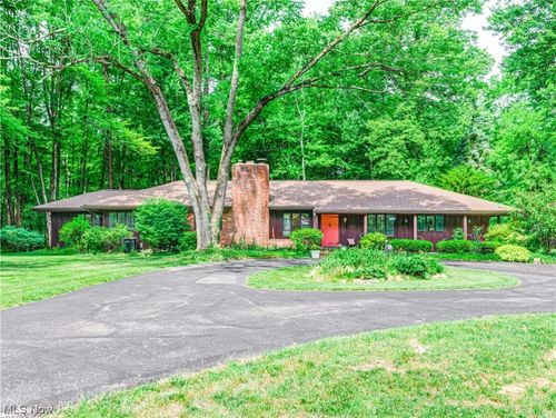 570 Timberline Drive, Bath, OH, 44333 | Card Image