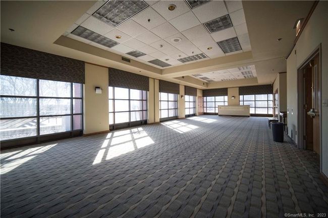 APT-403 - 235 E River Dr, Condo with 3 bedrooms, 2 bathrooms and null parking in East Hartford CT | Image 28