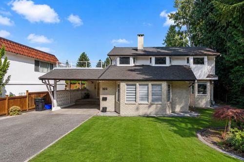 677 Gatensbury St, Coquitlam, BC, V3J5G9 | Card Image
