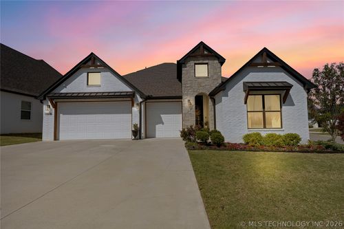 13606 S 21st Pl E, Bixby, OK, 74008-2192 | Card Image