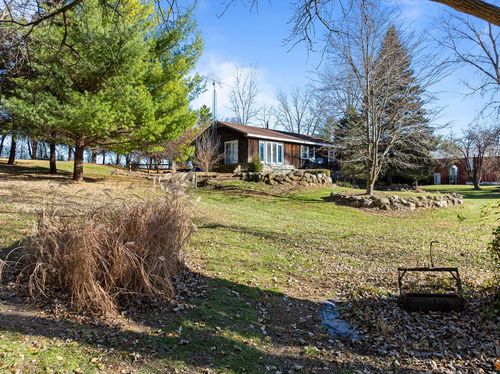 W1049 County Road D, Burlington, WI, 53105-2652 | Card Image