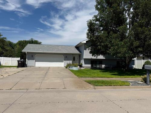 422 5th St, Columbus, NE, 68601-7306 | Card Image
