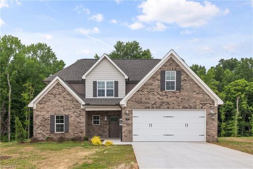 333 Enclave Dr, Clemmons, NC, 27012-7921 | Card Image