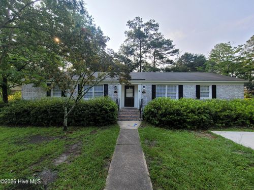 825 Montclair Dr, Wilmington, NC, 28403-8436 | Card Image