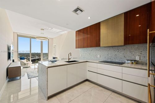1705-2678 Tigertail Ave, Miami, FL, 33133 | Card Image
