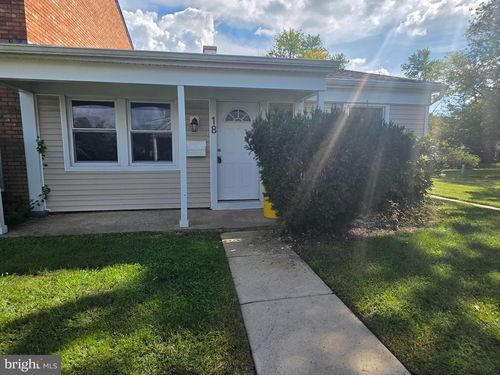 18 Roberts Pl, WILLINGBORO, NJ, 08046-2514 | Card Image