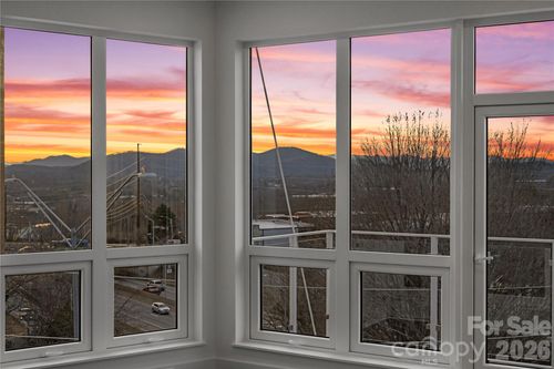 401-123 Haywood St, Asheville, NC, 28801-2616 | Card Image