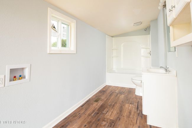 ST - 112 Peach St, House other with 4 bedrooms, 1 bathrooms and null parking in Athens TN | Image 18