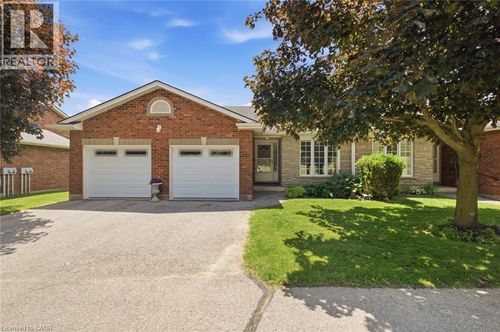 12-74 Wilson Ave, Delhi, ON, N4B3E7 | Card Image