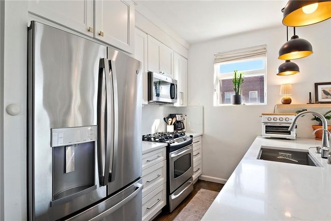 APT-5B - 3205 Arlington Ave, Condo with 3 bedrooms, 2 bathrooms and 1 parking in Bronx NY | Image 5
