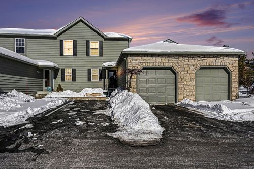 4d-5886 Blendon Place Dr, Columbus, OH, 43230-9819 | Card Image