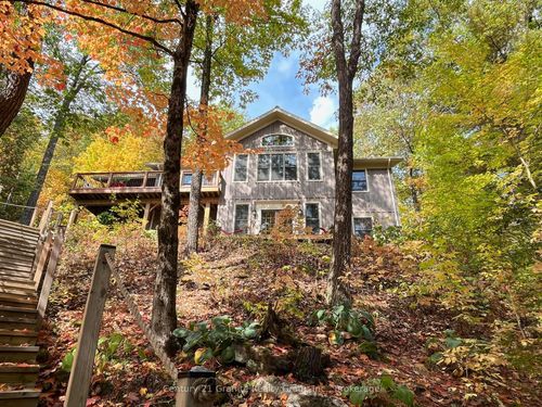 1031 Rotunda Dr, Highlands East, ON, K0M1S0 | Card Image