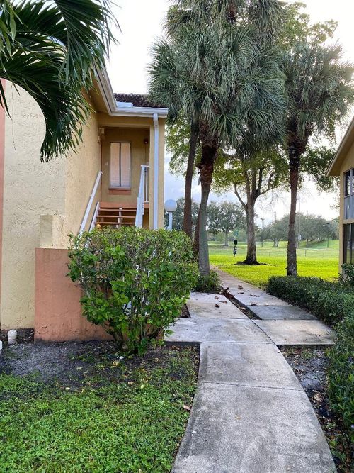 1027-1027 Coral Club Dr, Coral Springs, FL, 33071-5652 | Card Image