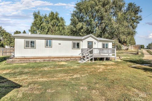 310 W Idaho St, New Plymouth, ID, 83655-5502 | Card Image